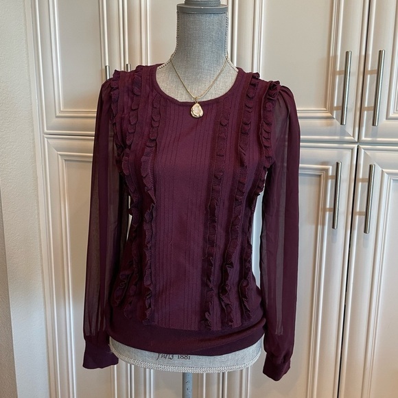 NWOT- pretty plum pull over top - Picture 1 of 5